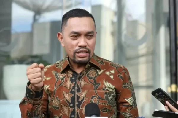 sahroni-presiden-dan-kapolri-tegas-larang-polisi-bekingi-koruptor-anak-buahnya-harus-patuh-ioy
