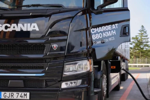 scania-menguji-teknologi-vehicletogrid-untuk-truk-listrik-rsw