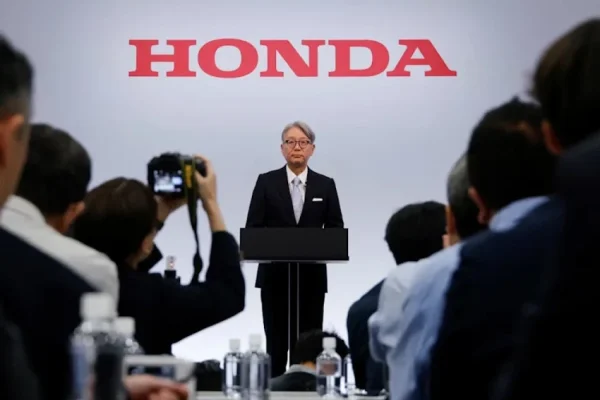 strategi-honda-lawan-mobil-china-tinggalkan-target-full-ev-fokus-ke-hybrid-zzg