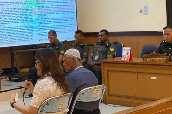 tangis-istri-kacab-bank-pecah-di-ruang-sidang-ungkap-doa-anak-minta-ayahnya-pulang-sebentar-ghf