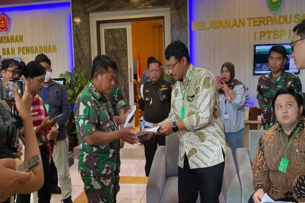 taud-serahkan-surat-penolakan-kehadiran-andrie-yunus-di-pengadilan-militer-fin