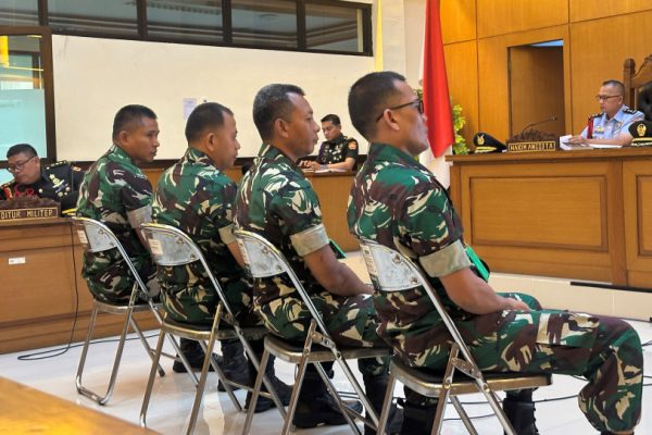terdakwa-penyiraman-air-keras-ke-andrie-yunus-memohon-bisa-tetap-menjadi-prajurit-tni-ybo