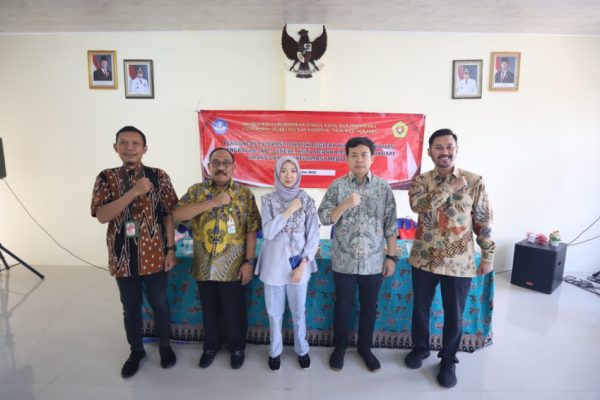 upn-veteran-jakarta-perkuat-literasi-digital-warga-untuk-cegah-penyebaran-hoaks-vrg