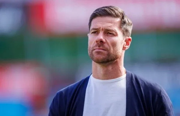 xabi-alonso-dikabarkan-sepakat-jadi-pelatih-chelsea-segera-diumumkan-klub-qlk