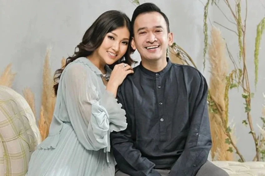 5-artis-indonesia-yang-bermasalah-soal-hak-asuh-anak-usai-bercerai-csu