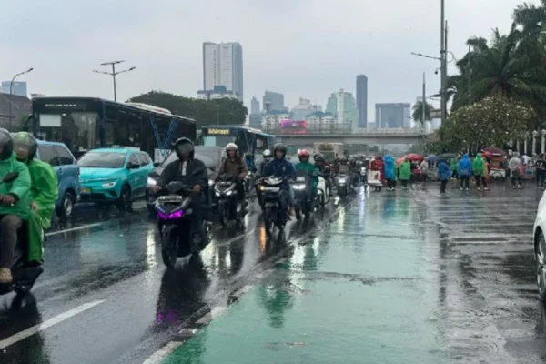 ada-demo-di-dpr-arus-lalin-di-jalan-gatot-subroto-tersendat-onb