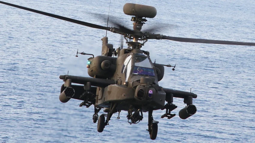 as-serang-iran-balas-jatuhnya-helikopter-ah64-apache-dekat-selat-hormuz-mco