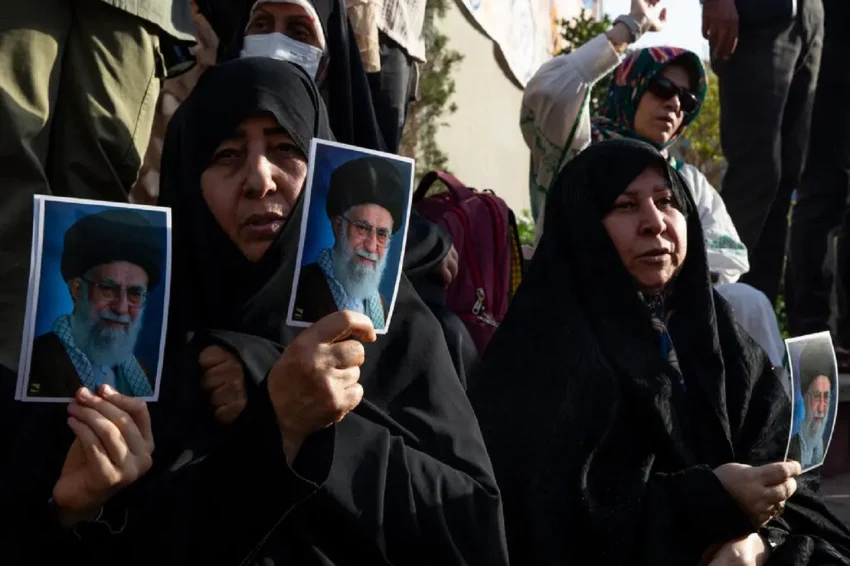 ayatollah-khamenei-sudah-lebih-dari-100-hari-meninggal-iran-tunda-lagi-penguburannya-vcg