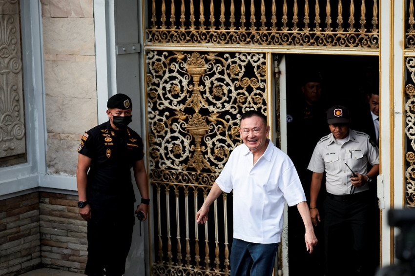 bebas-dari-penjara-thaksin-shinawatra-dapat-pengampunan-raja-thailand-dih