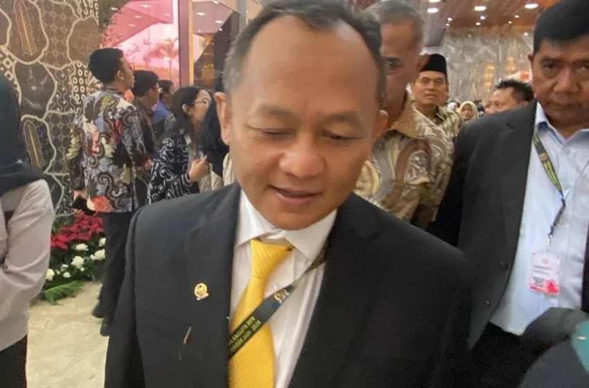 beda-dengan-pkb-golkar-pilih-hormati-sikap-pdip-sebagai-partai-penyeimbang-hag