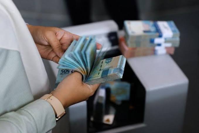 bi-rate-naik-sampai-575-siapsiap-cicilan-bank-dan-kpr-bengkak-zlg