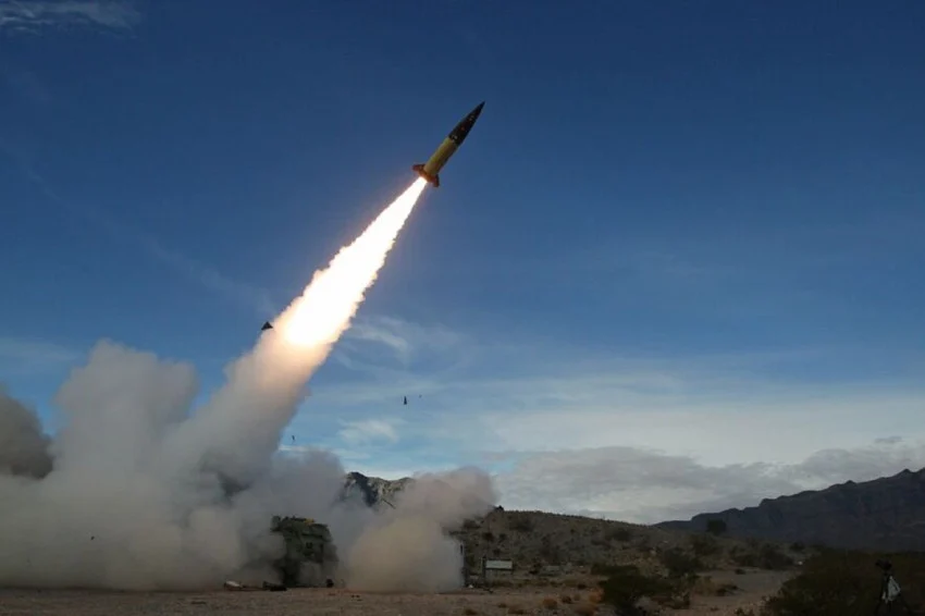 breaking-news-as-bombardir-pulau-sirik-iran-balas-merudal-pangkalan-amerika-di-kuwait-tzd