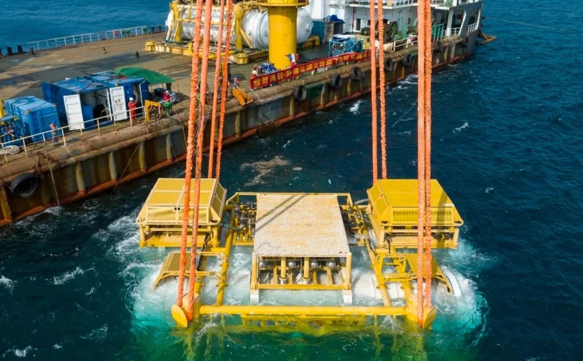 china-diamdiam-simpan-ribuan-server-di-dasar-laut-apa-tujuannya-jjv