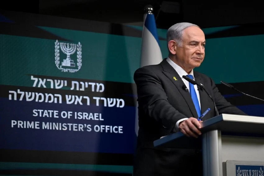 eks-pm-israel-serukan-netanyahu-digulingkan-dengan-tongkat-dan-batu-ajy