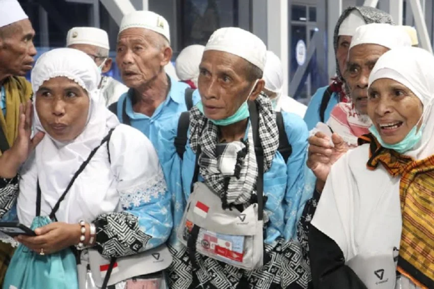 gelombang-i-berakhir-245-kloter-jemaah-haji-telah-diberangkatkan-ke-tanah-air-lyv
