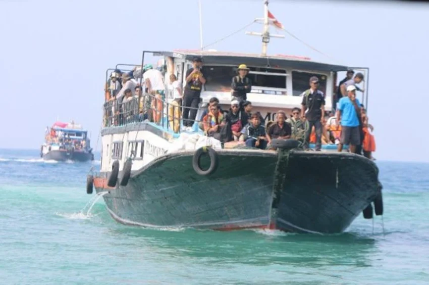 gulkarmat-jakarta-evakuasi-26-penumpang-kapal-di-perairan-kepulauan-seribu-uej