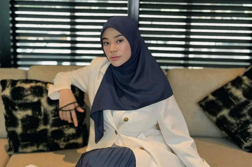 heboh-kabar-jule-hamil-respons-clara-shinta-langsung-jadi-sorotan-uje