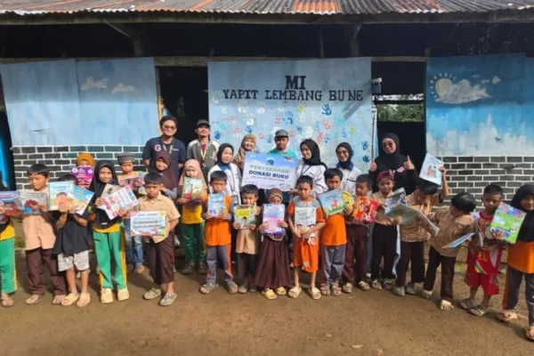 hut-ke27-pnm-ribuan-buku-hadirkan-semangat-literasi-bagi-anakanak-pelosok-bvm
