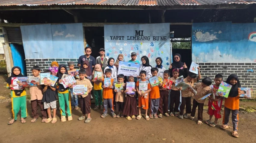 hut-ke27-pnm-ribuan-buku-hadirkan-semangat-literasi-bagi-anakanak-pelosok-bvm
