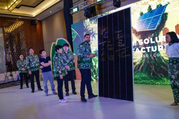 industri-diajak-bergerak-cepat-adopsi-energi-surya-ohk