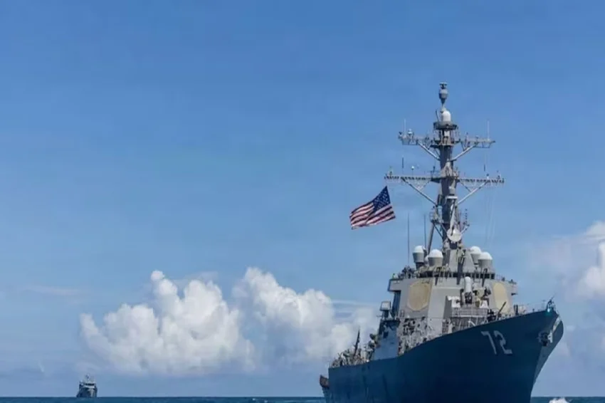 iran-klaim-tembakkan-rudal-ke-arah-2-kapal-perang-as-tapi-disangkal-amerika-dzx