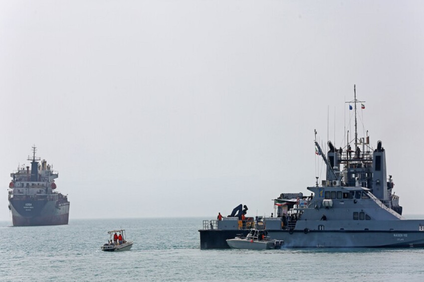 iran-serang-kapal-perang-as-di-teluk-oman-yang-diklaim-sebagai-pusat-komando-amerika-nun