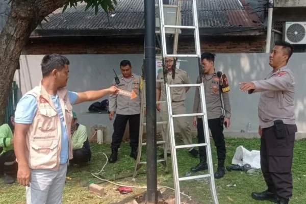 kasus-bocah-6-tahun-dibully-dan-disetrum-ke-tiang-listrik-hingga-koma-cuma-1-pelaku-ditahan-polisi-lym