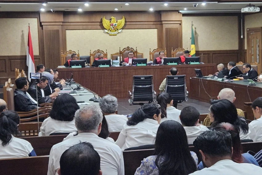 kecewa-jpu-tolak-pledoi-nadiem-sebut-fakta-persidangan-diabaikan-gyr