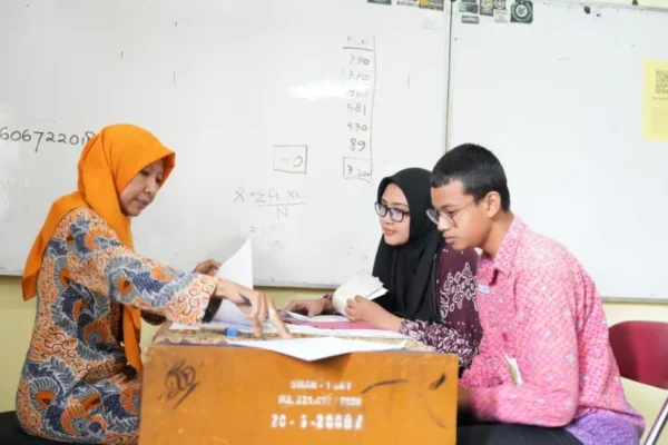 kemendikdasmen-dukung-se-kpk-untuk-cegah-korupsi-dan-gratifikasi-di-spmb-2026-aif