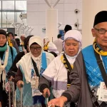 kemenhaj-ingatkan-jemaah-haji-tak-bawa-air-zamzam-dalam-koper-vtr