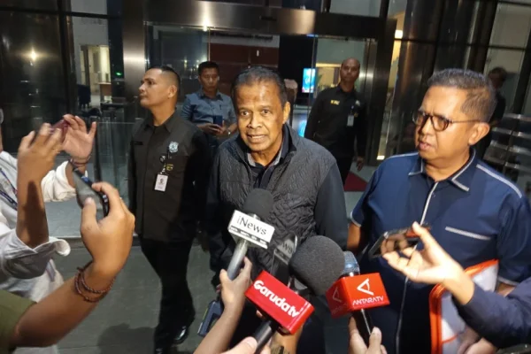kpk-jadwal-ulang-pemeriksaan-bos-maktour-fuad-hasan-pekan-depan-nkn