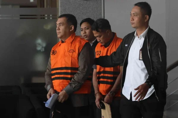kpk-silmy-karim-kantongi-rp100-juta-per-pekan-dari-pemerasan-izin-tinggal-wna-lck