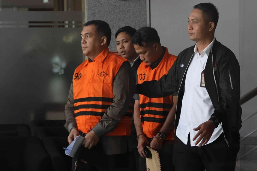 kpk-silmy-karim-kantongi-rp100-juta-per-pekan-dari-pemerasan-izin-tinggal-wna-lck