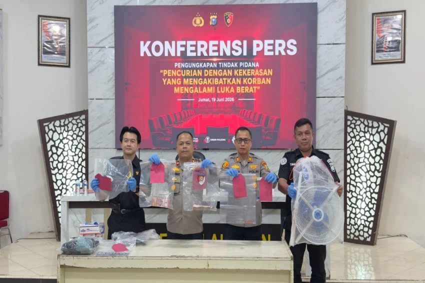 kurang-dari-12-jam-satreskrim-polres-pelalawan-tangkap-perampok-sadis-gdt