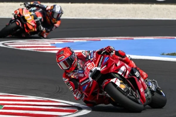 marc-marquez-dominan-di-sprint-race-motogp-hungaria-veda-ega-start-dari-baris-ketiga-moto3-kuo