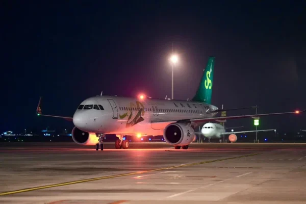 maskapai-china-spring-airlines-resmi-mengudara-di-indonesia-buka-rute-seminggu-3-kali-lgr