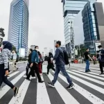 masyarakat-diminta-tak-panik-respons-kondisi-ekonomi-ri-ekonom-jaga-optimisme-berdasar-data-lrx