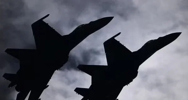menganalisis-kekuatan-pesawat-su35-dan-rafale-setelah-pertemuan-di-laut-baltik-sbh