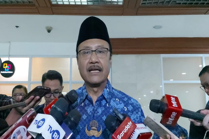 mensos-rekrutmen-guru-sekolah-rakyat-2026-capai-5000-orang-lak