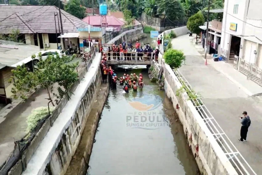 minimalisasi-banjir-tangsel-fpsc-susur-sungai-ciputat-kth
