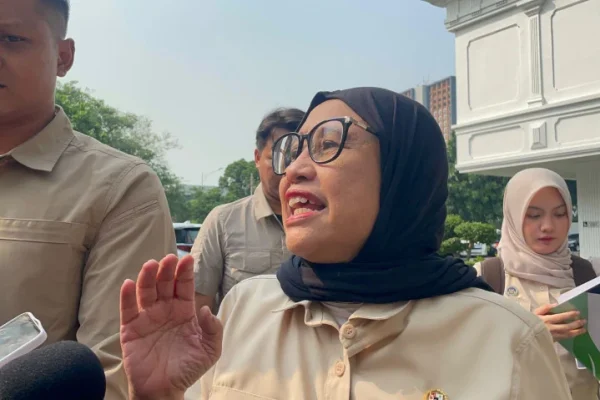 nanik-s-deyang-merapat-ke-istana-mau-lapor-efisiensi-anggaran-mbg-utp