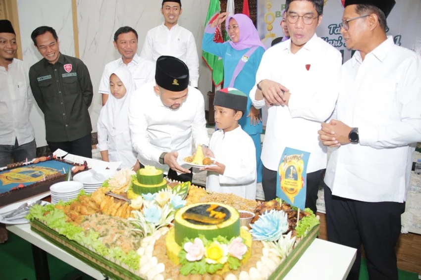 panji-bangsa-tegaskan-politik-kemanusiaan-rayakan-harlah-dengan-santuni-ratusan-yatim-dhl