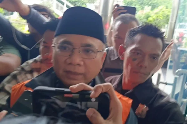 pemeriksaan-lanjutan-kasus-kuota-haji-pengacara-gus-yaqut-sebut-tak-ada-konfirmasi-aliran-dana-jkg