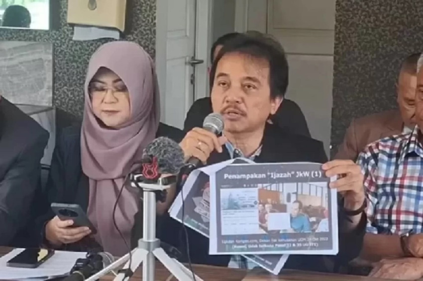 pengacara-ungkap-roy-suryotifa-merasa-diperlakukan-seperti-bukan-anak-bangsa-saat-ditangkap-polisi-qne