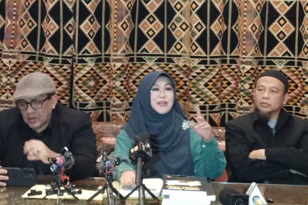 pengadilan-negeri-jakarta-timur-larang-siaran-langsung-sidang-dokter-tifa-terkait-ijazah-jokowi-xdo