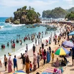 perilaku-manusia-modern-dan-tanda-dekatnya-fitnah-dajjal-ryz