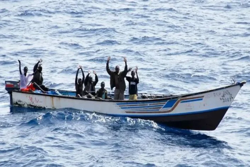 perompak-somalia-sandera-4-wni-dpr-minta-tni-dan-kemlu-bikin-contingency-plan-eao