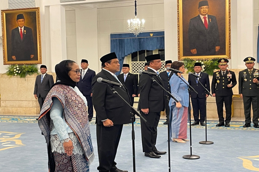 prabowo-resmi-lantik-nanik-s-deyang-jadi-kepala-bgn-agustina-dan-trenggono-wakil-dbx
