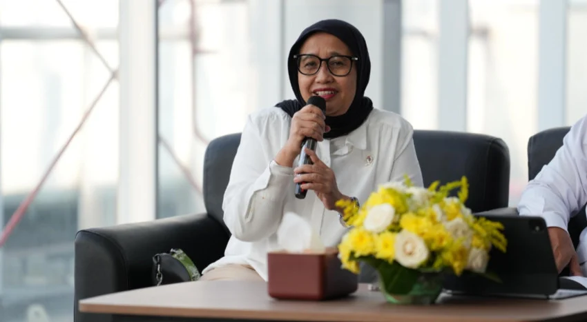 profil-nanik-s-deyang-kepala-bgn-pengganti-dadan-hindayana-kot