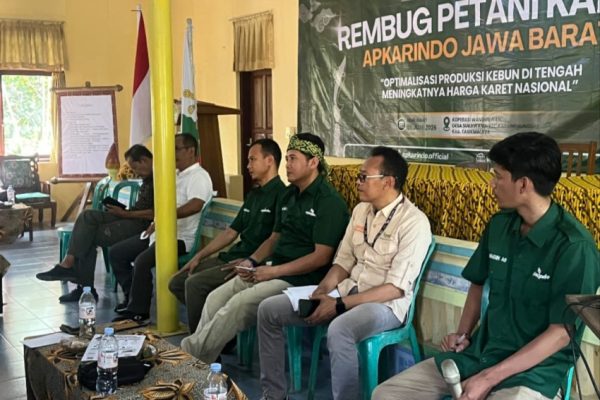 rembug-tani-jabar-di-tasikmalaya-apkarindo-perkuat-sinergi-demi-masa-depan-karet-rakyat-ptv
